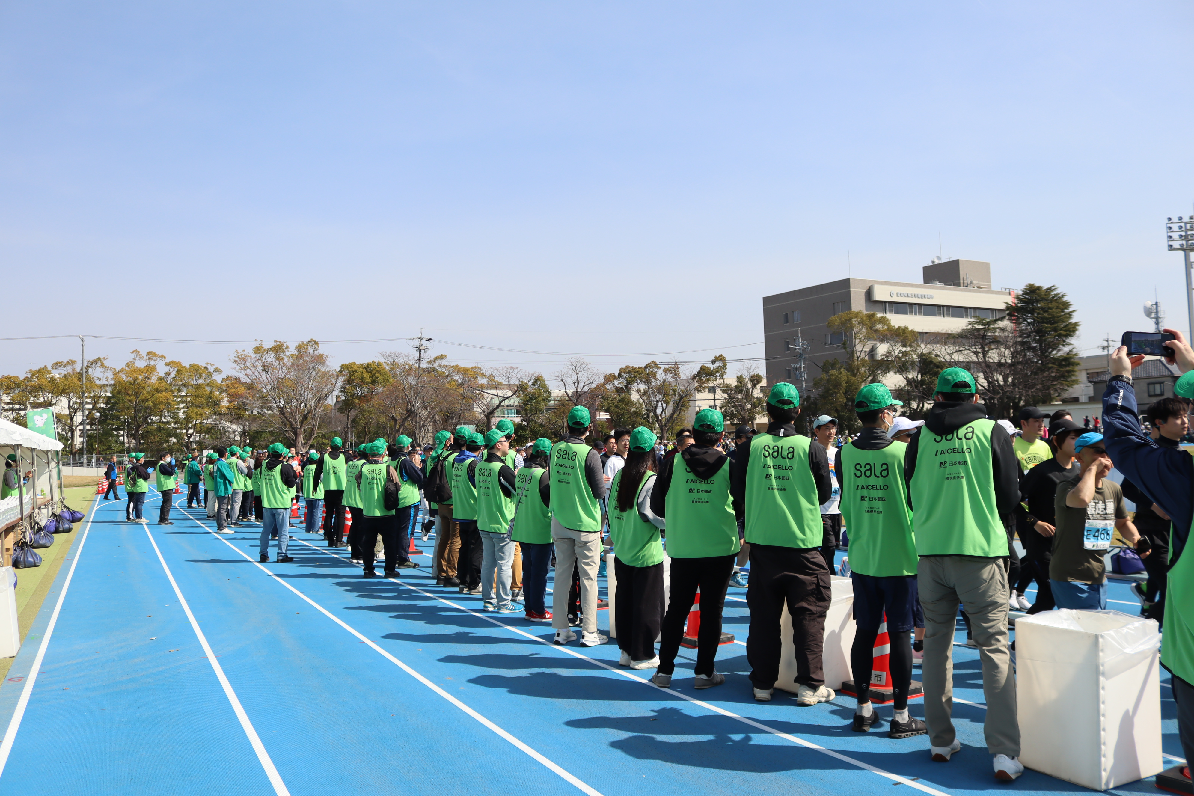 ランナーの皆さんを激励